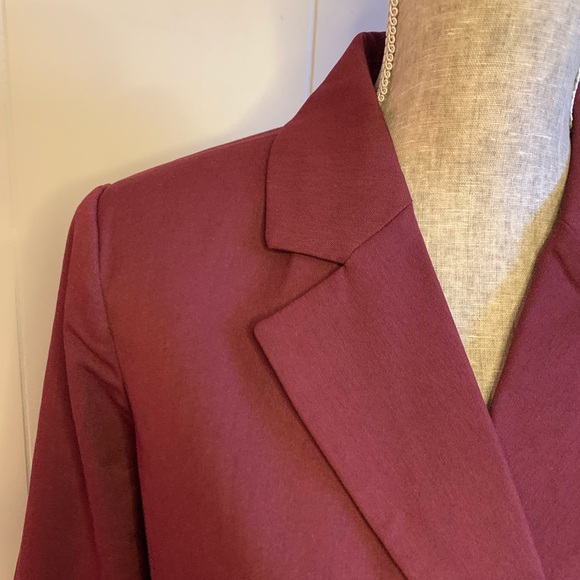NWT House of Harlow 1960 Women's Cropped blazer/Jacket/Top In Burgundy Size M - Picture 8 of 15